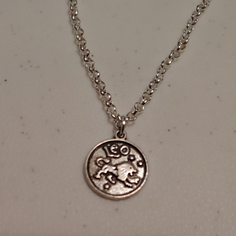 Leo necklace